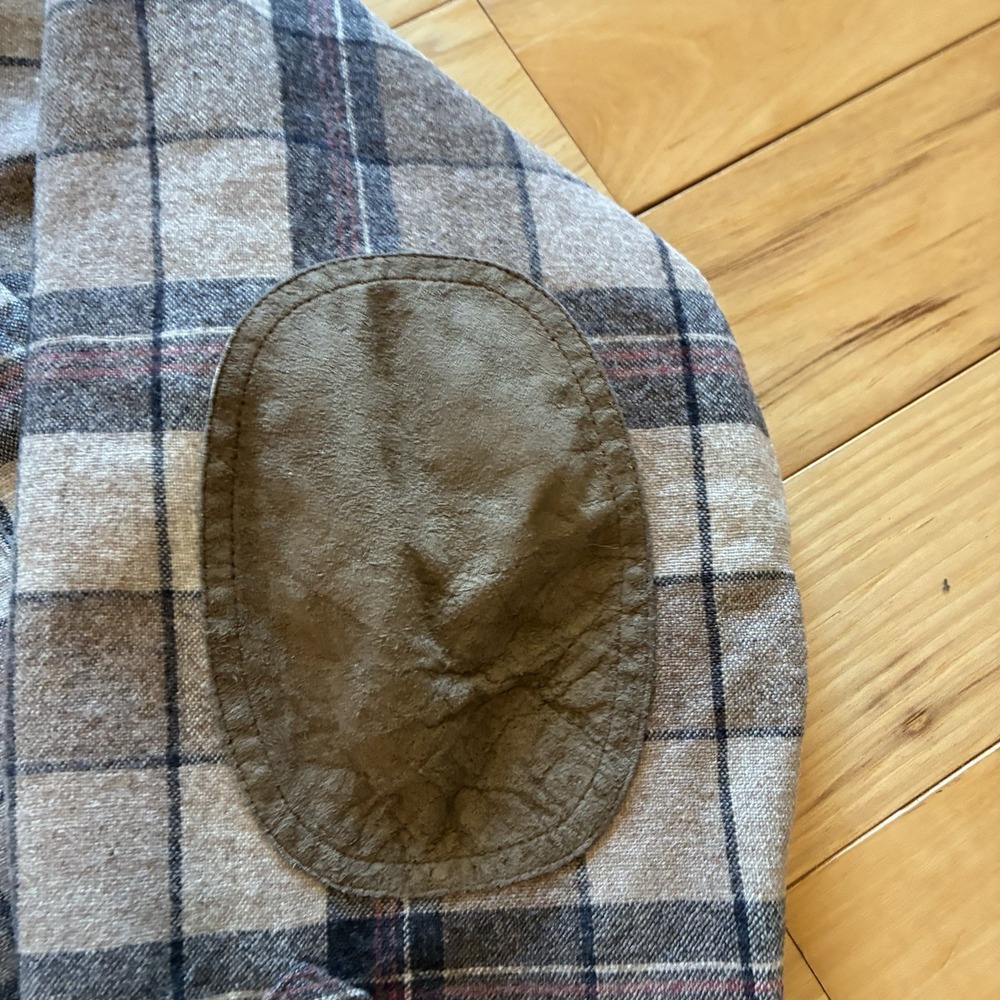 Vintage Pendleton Trail Shirt Plaid Virgin Wool Elbow Patches Men's M USA Fabric - Picture 3 of 8